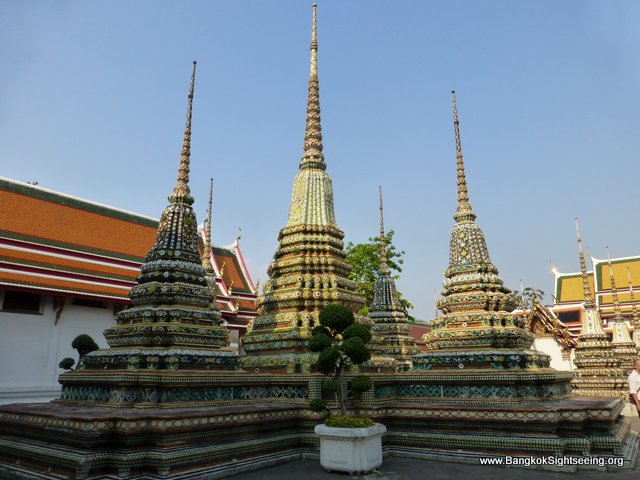 Stupas at the Wat Po temple