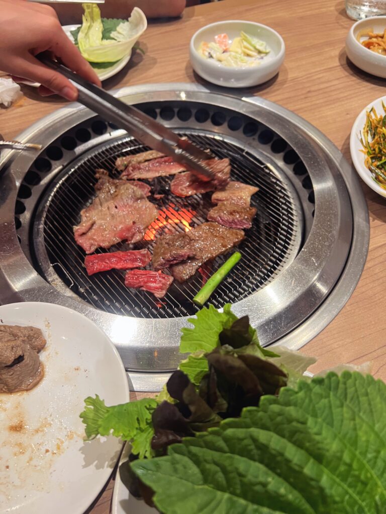 barbequing beef at Sorabol Bangkok
